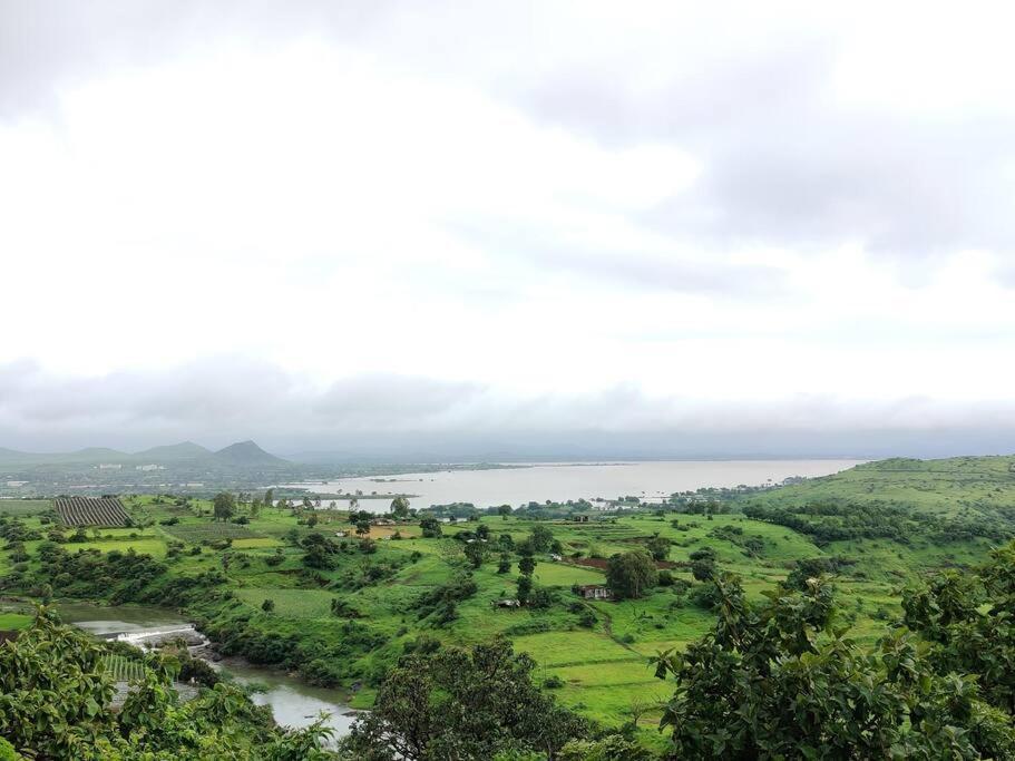 Eze Nof - A Hilltop Villa With 360º Water View Nashik Exterior photo