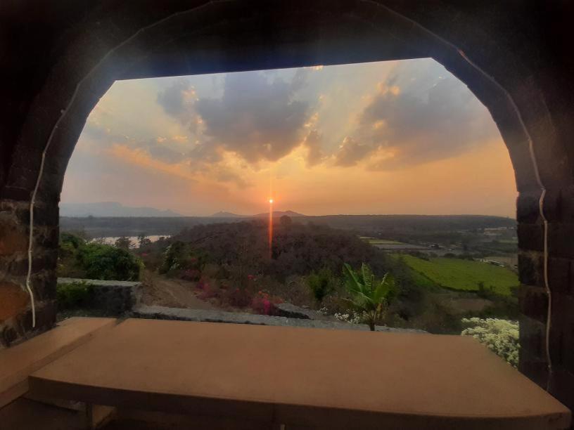 Eze Nof - A Hilltop Villa With 360º Water View Nashik Exterior photo