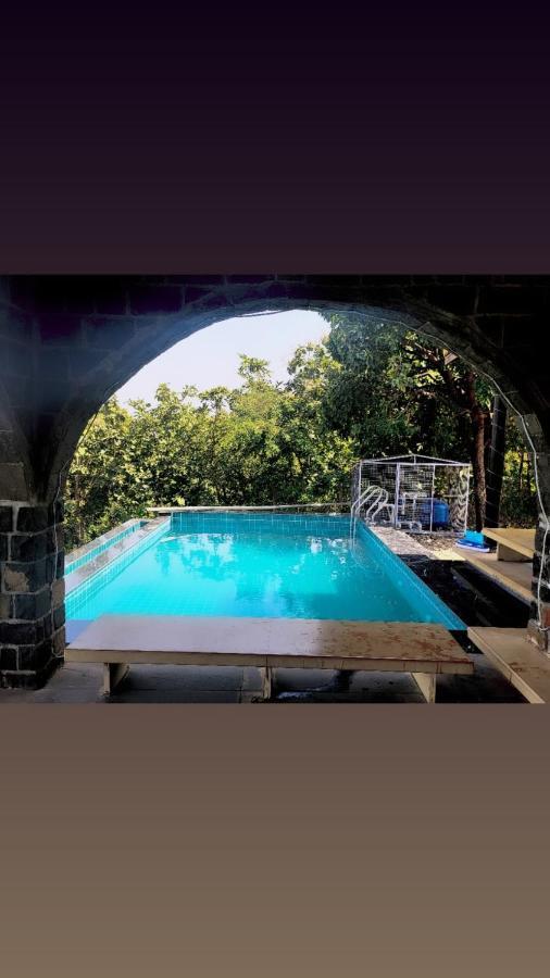 Eze Nof - A Hilltop Villa With 360º Water View Nashik Exterior photo